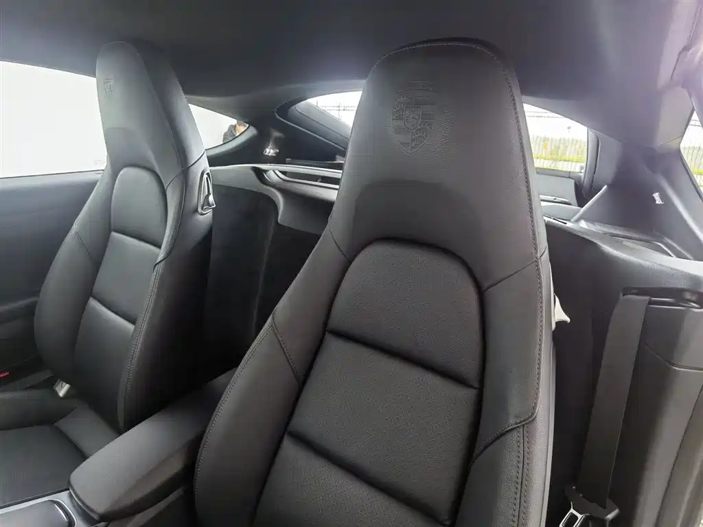 Porsche 718 2022 Cayman 2.0T фото 15