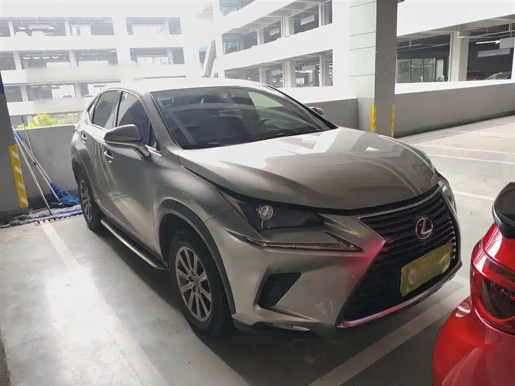 Lexus NX 2018 200 FWD Sharp Edition China VI фото 4