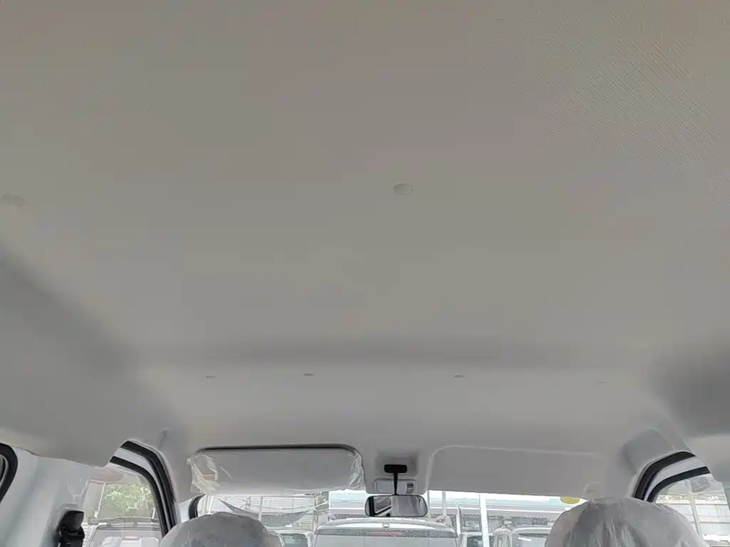 Wuling Motors Wuling Yangguang 2026 2024 300KM Comfort Bus Version 75kW