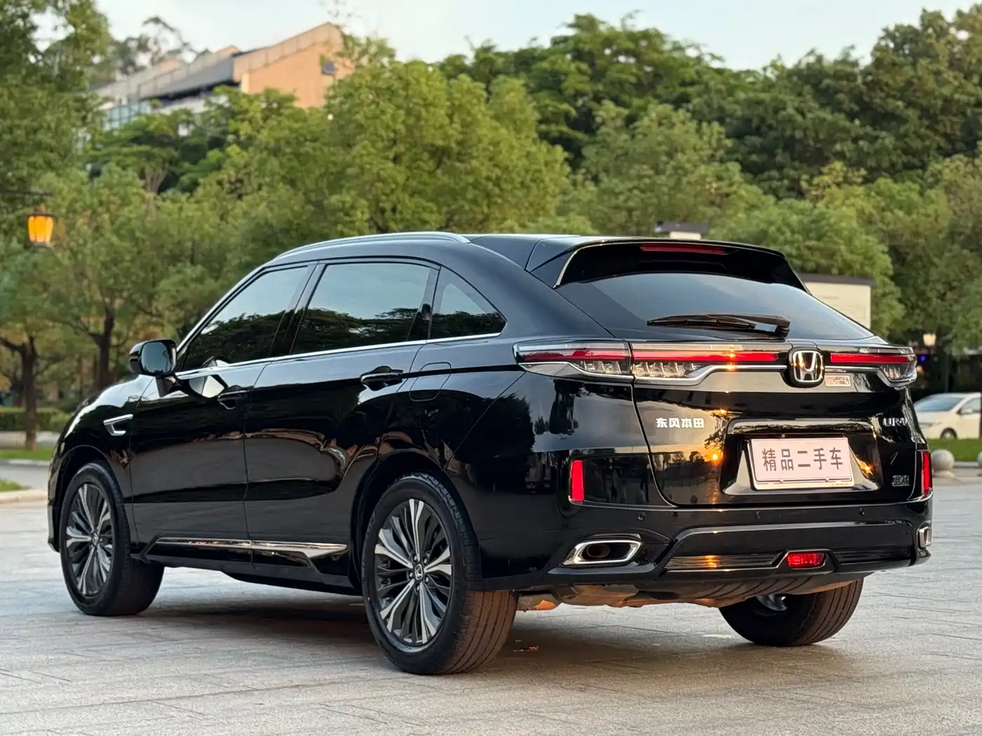 Honda UR-V 2020 370TURBO 2WD Premium Elegance Edition фото 6