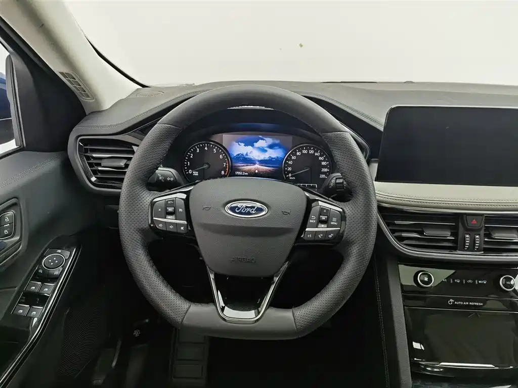 FORD RUIJI