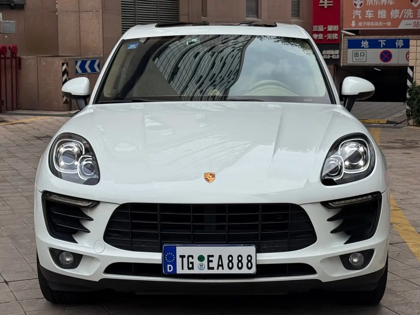 Porsche Macan 2017 Macan 2.0T фото 2
