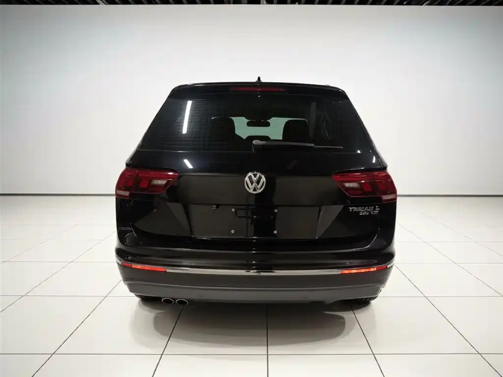 Volkswagen Tiguan L 2018 Facelift 330TSI Automatic 2WD Luxury Edition фото 10