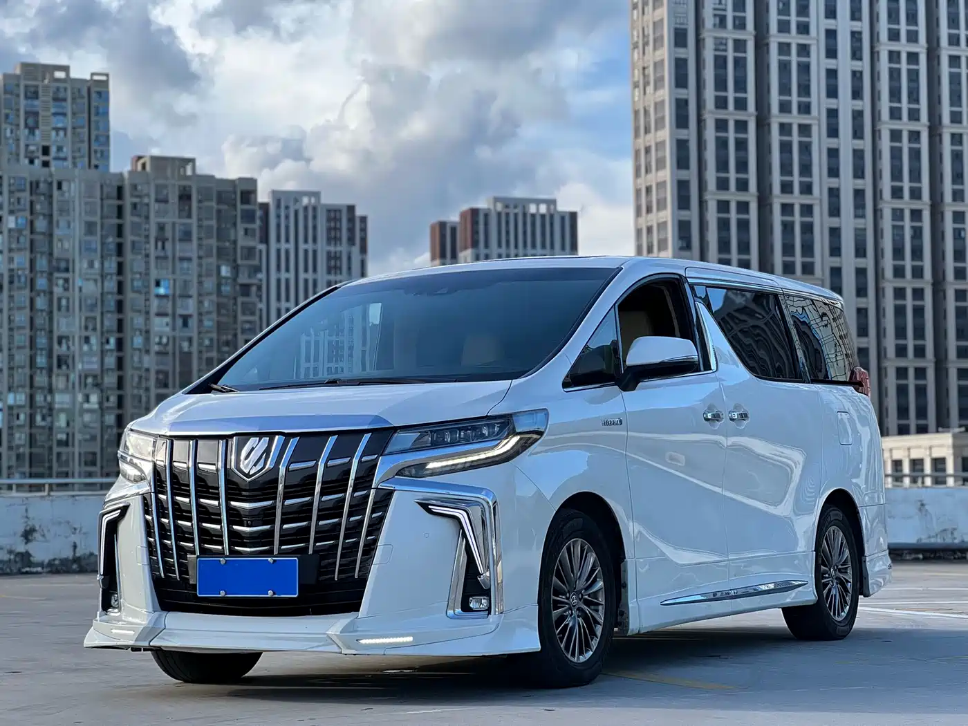 Toyota Alphard 2020 Hybrid 2.5L Premium Edition