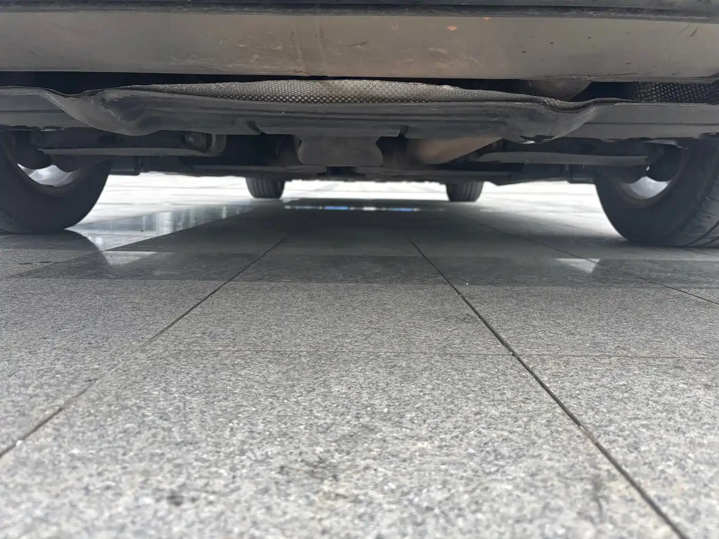 BMW 7 Series 2016 730Li Leading фото 9