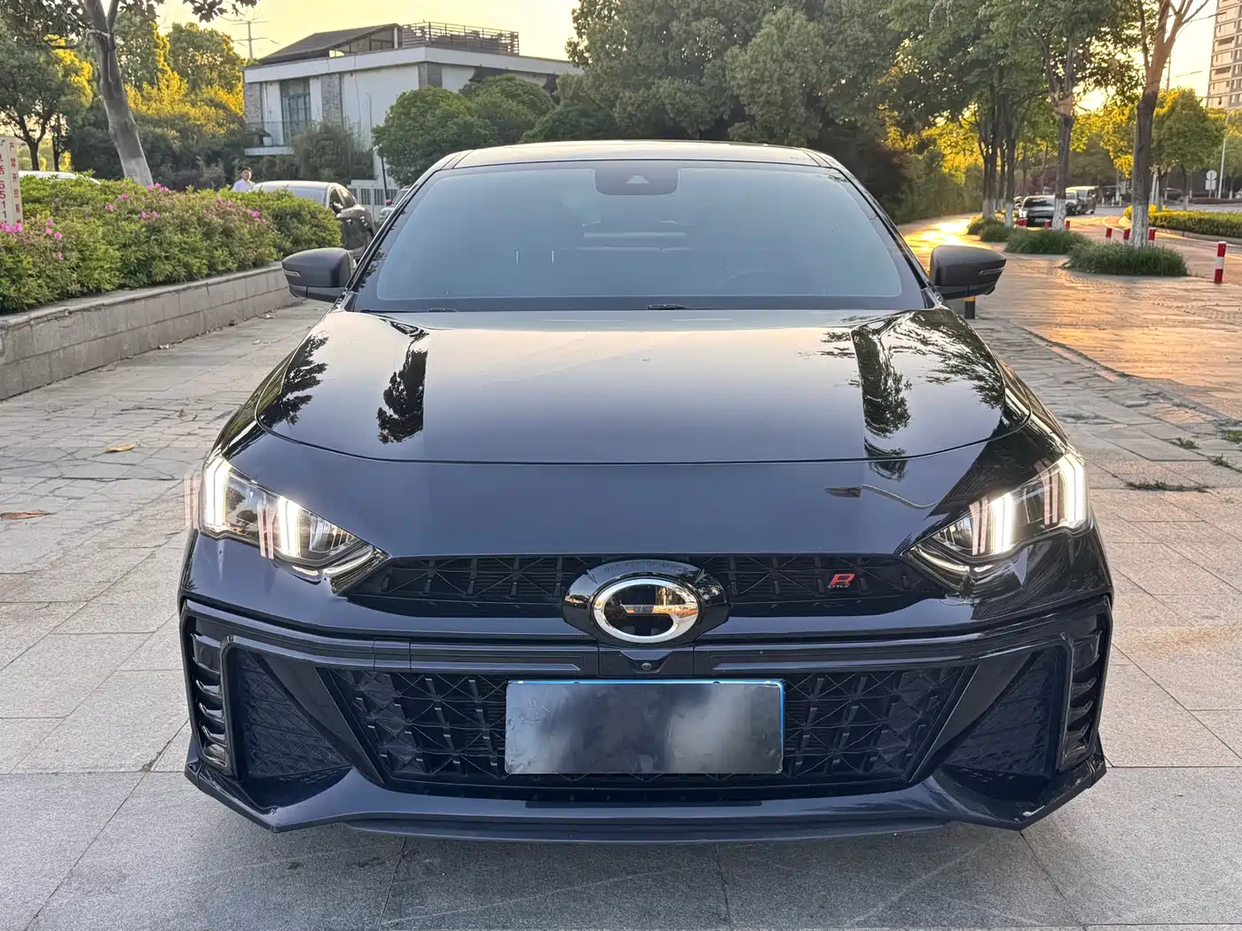 GAC Trumpchi Trumpchi Emkoo 2022 270T DCT J16 R-style Track Edition фото 2