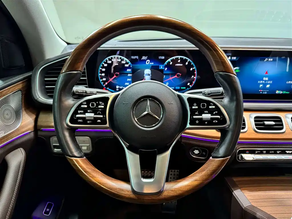 Mercedes-Benz GLS 2021 Facelift GLS 450 4MATIC Luxury фото 16
