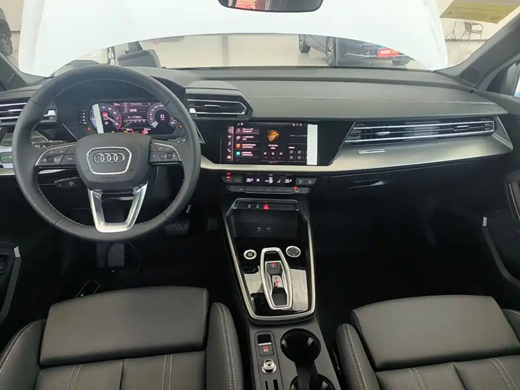 Audi A3 2026 2025 Facelift A3L Limousine 35TFSI Flying Joy Edition