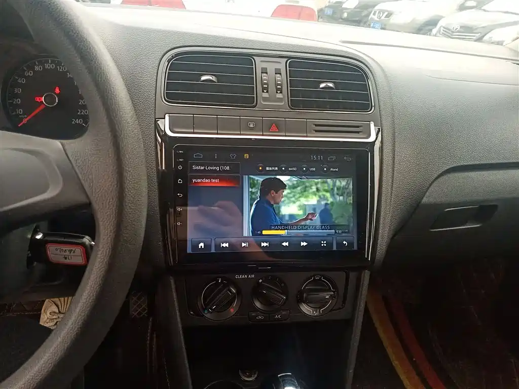 Volkswagen Polo 2016 1.4L Automatic Trend фото 13