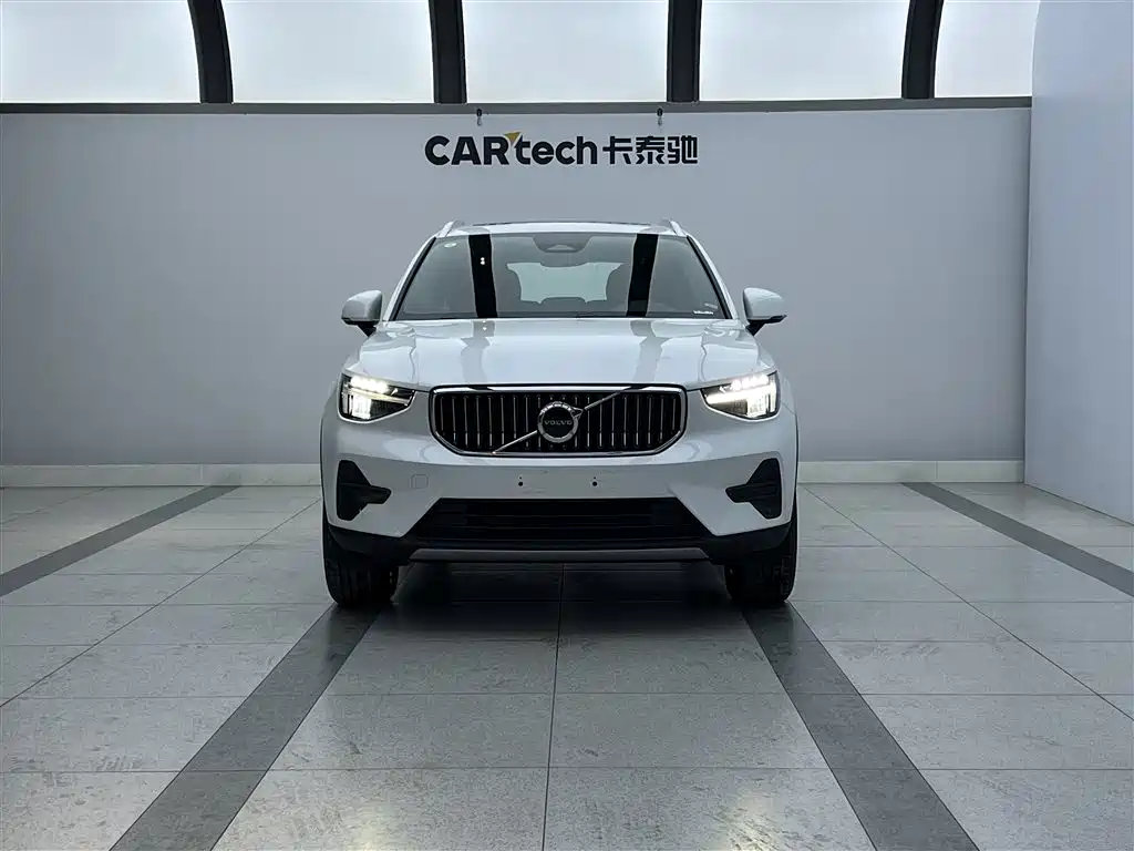 Volvo XC40 2026 2024 B3 Smart Elite Luxury Edition