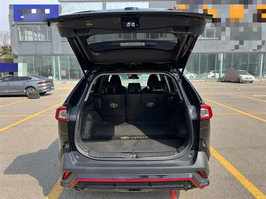 Toyota Wildlander 2023 2.0L CVT FWD Urban фото 15