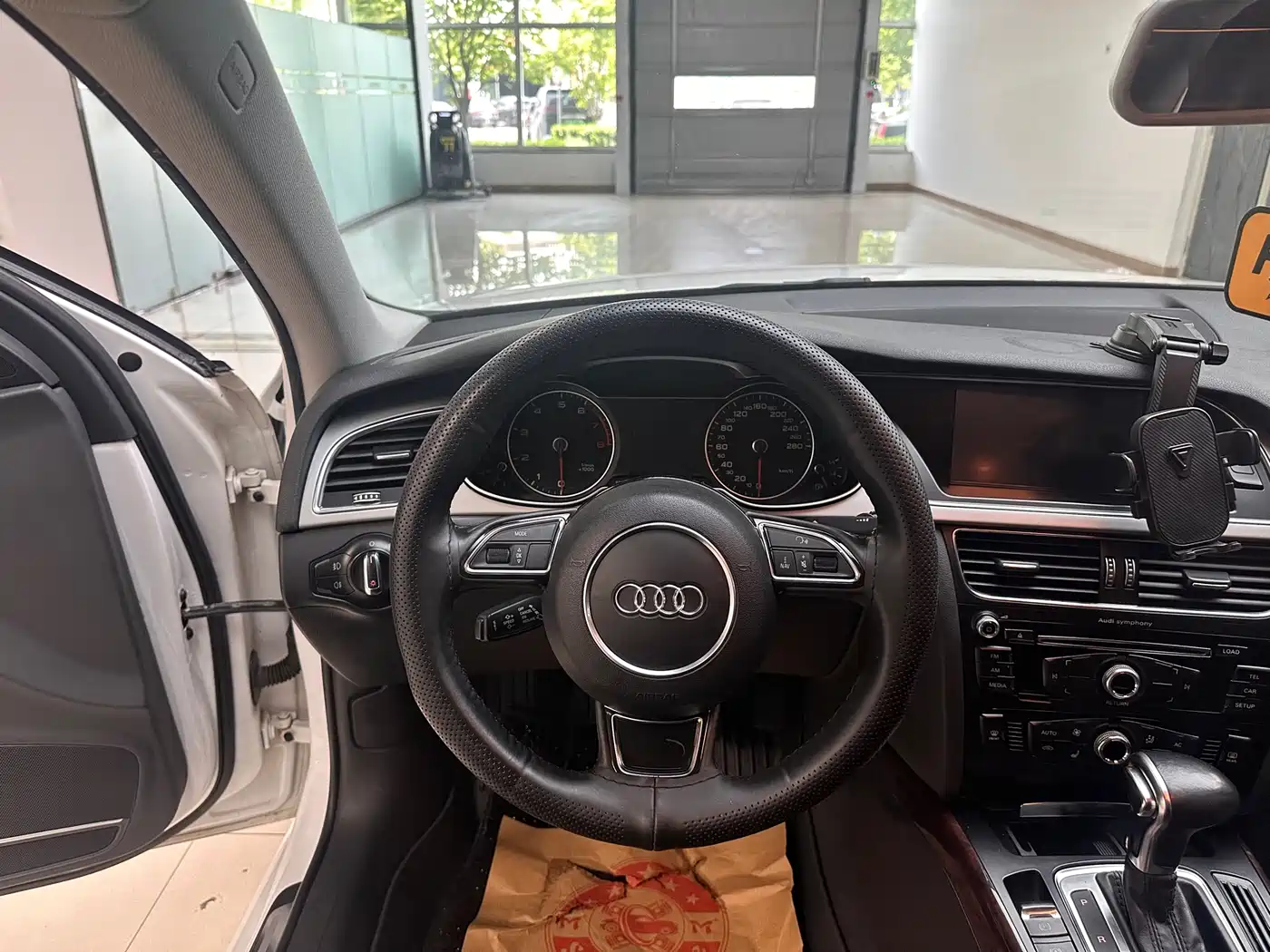 Audi A4L 2013 35 TFSI Automatic Comfort фото 11