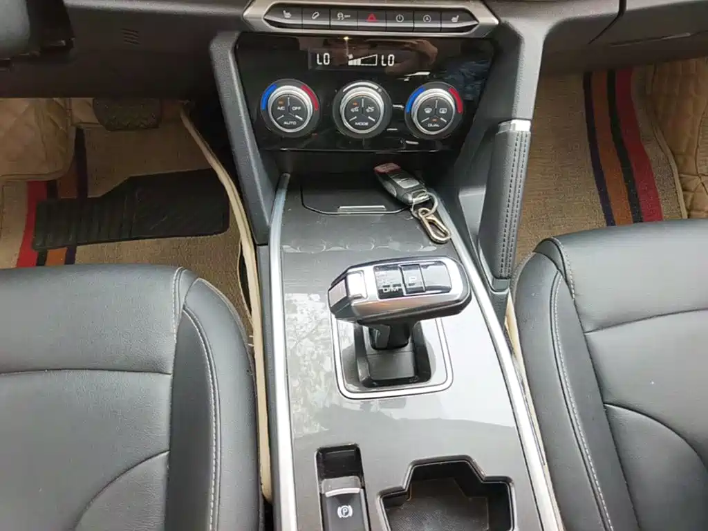 Photo 14 - Haval H6