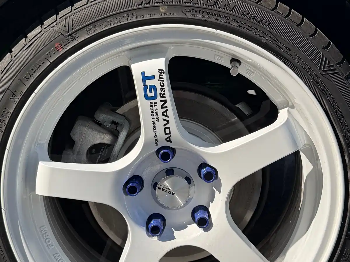 Mazda MX-5 2010 2009 2.0