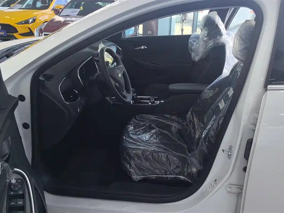 Chevrolet Malibu XL 2023 1.5T RS Edition фото 9