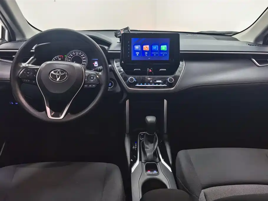 Toyota Frontlander 2022 2.0L CVT Leading Edition фото 12