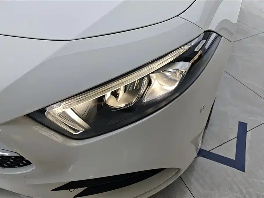 Mercedes-Benz A-Class 2022 A 200 L Sport Sedan Style фото 5