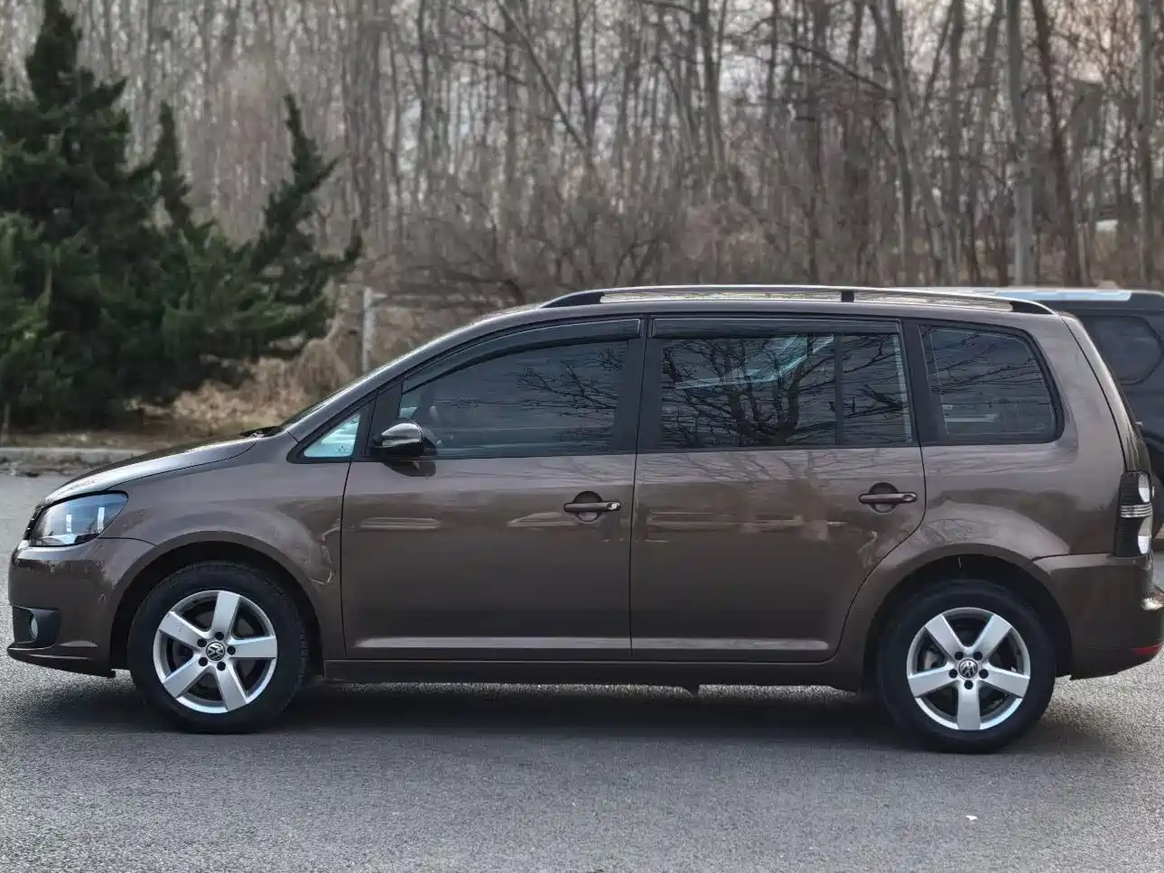 Volkswagen Touran 2013 1.4T Manual Trend 5-seater фото 3