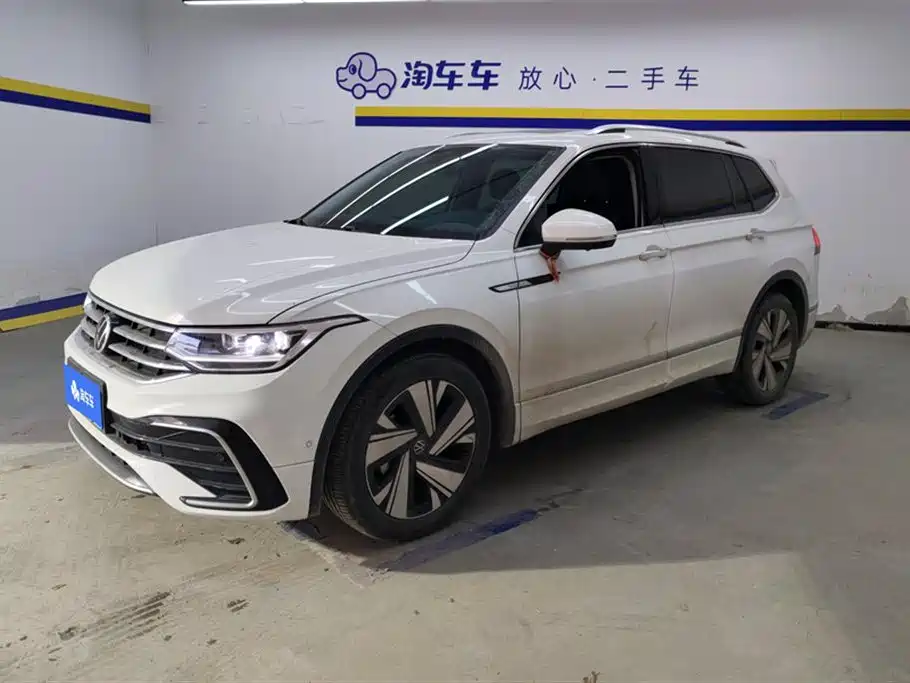 Volkswagen Tiguan L 2023 Facelift 330TSI Auto FWD R-Line Premium