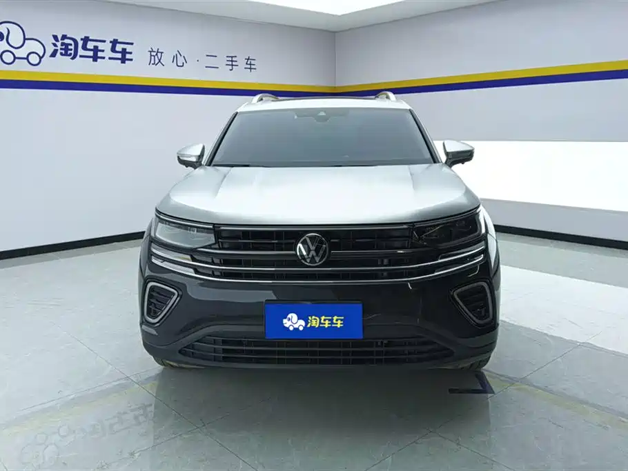 Volkswagen Talagon 2023 330TSI Luxury Touring Edition фото 2