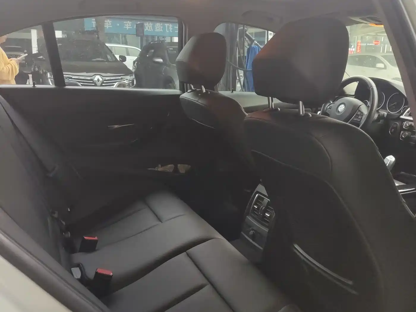 BMW 3 Series 2016 316i Fashion фото 9