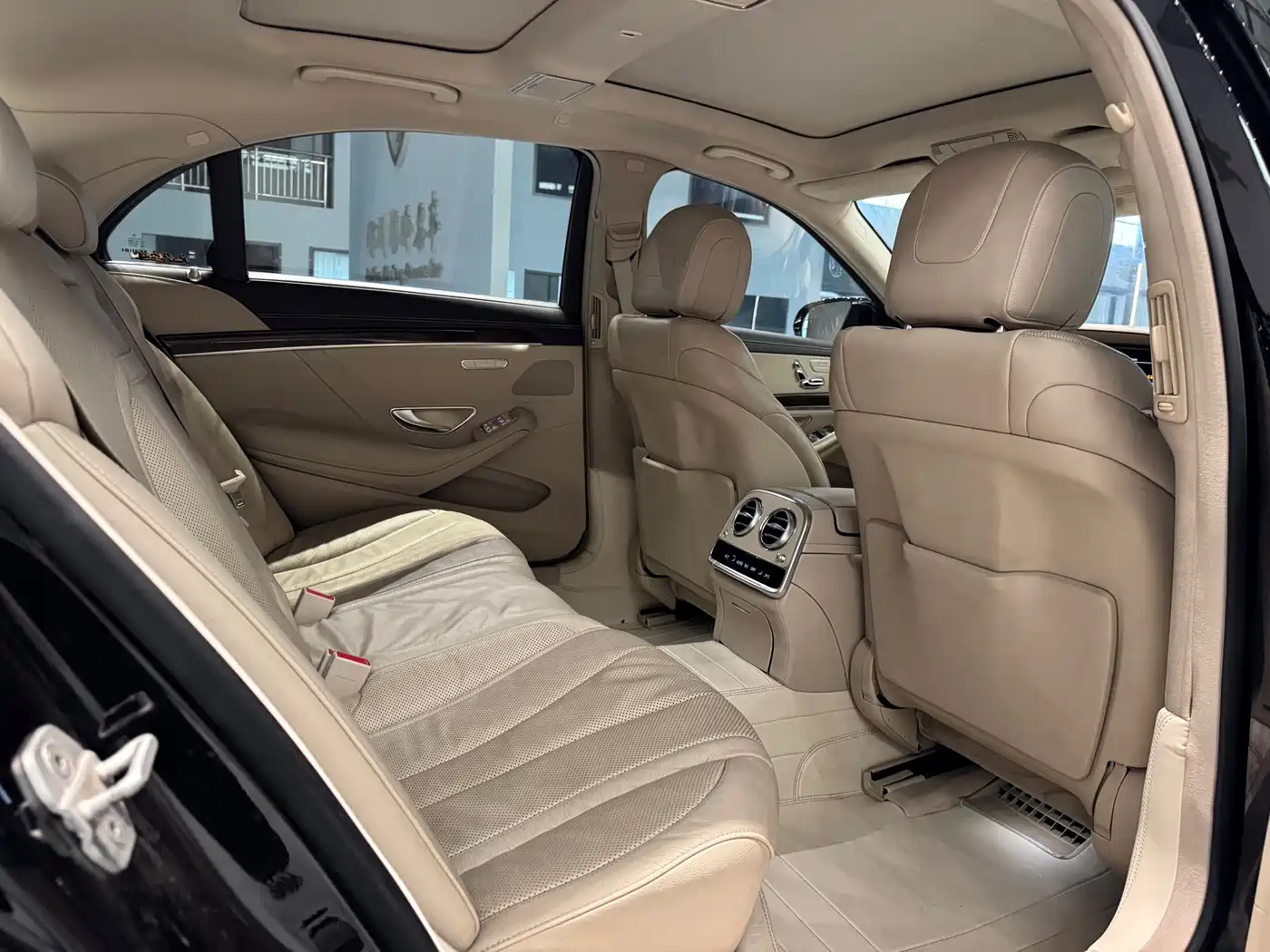 Mercedes-Benz S-Class 2014 S 320 L Business фото 18
