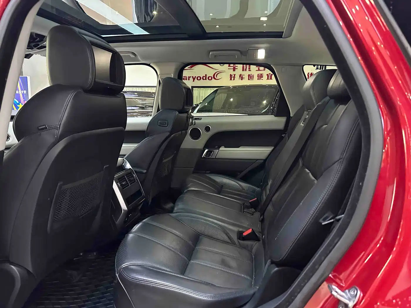 Land Rover Range Rover Sport 2014 3.0 SC V6 Chile Red Limited фото 6