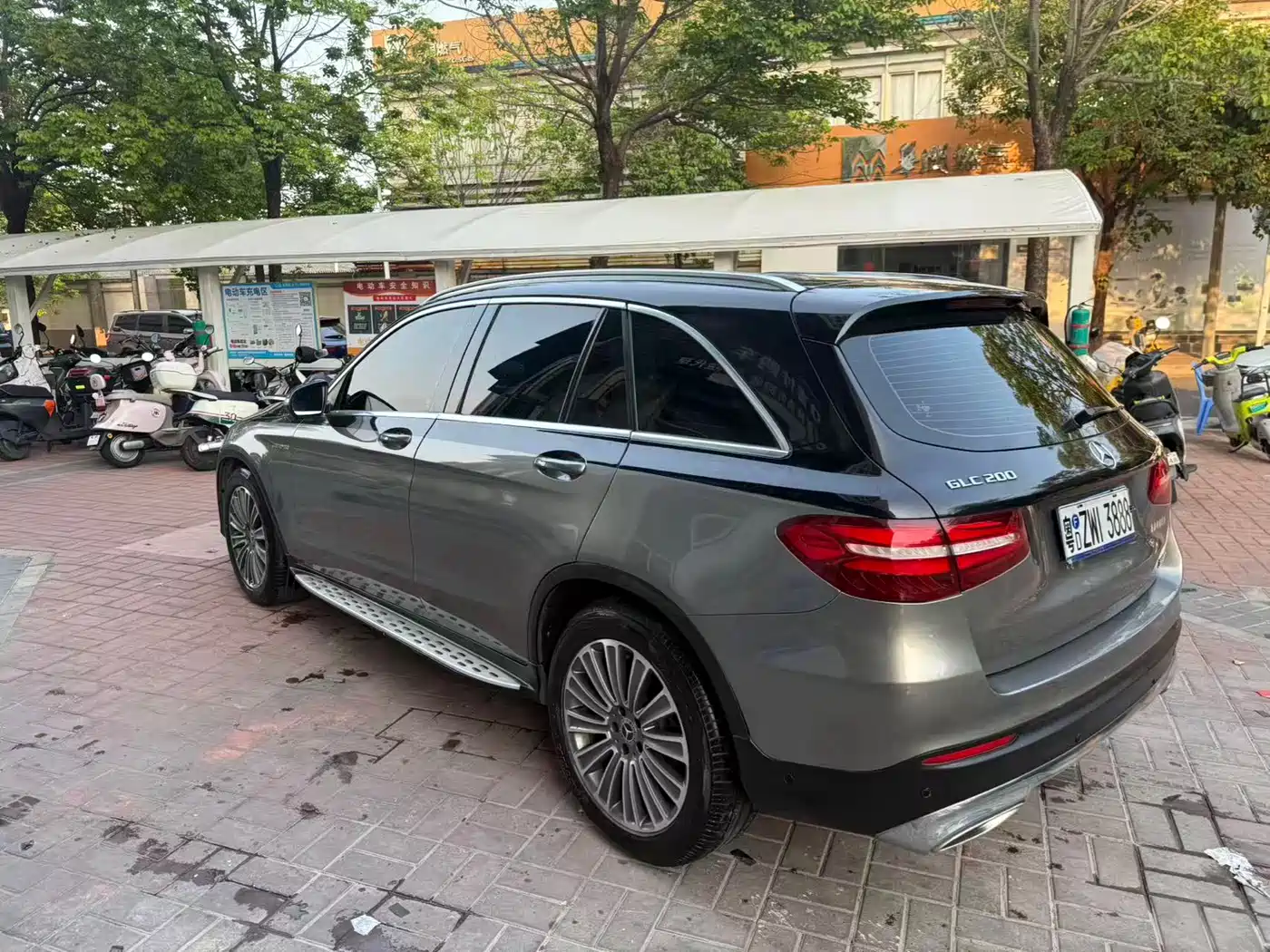 Mercedes-Benz GLC 2017 GLC 200 4MATIC фото 8