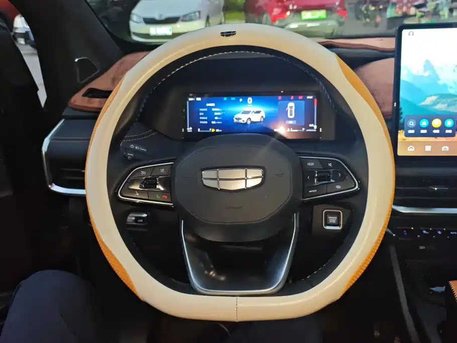 Geely Haoyue L 2025 2025 2.0T DCT Exclusive