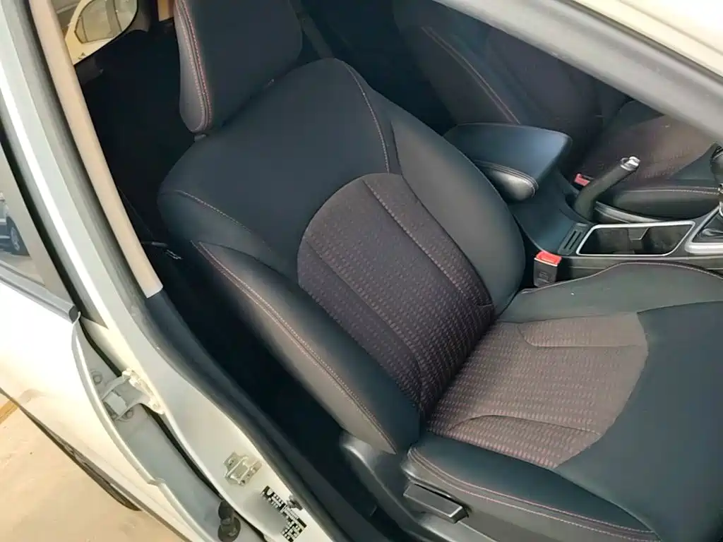 Baojun 560 2017 2016 1.8L Manual Value