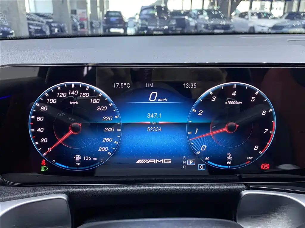 MERCEDES-BENZ GLB AMG