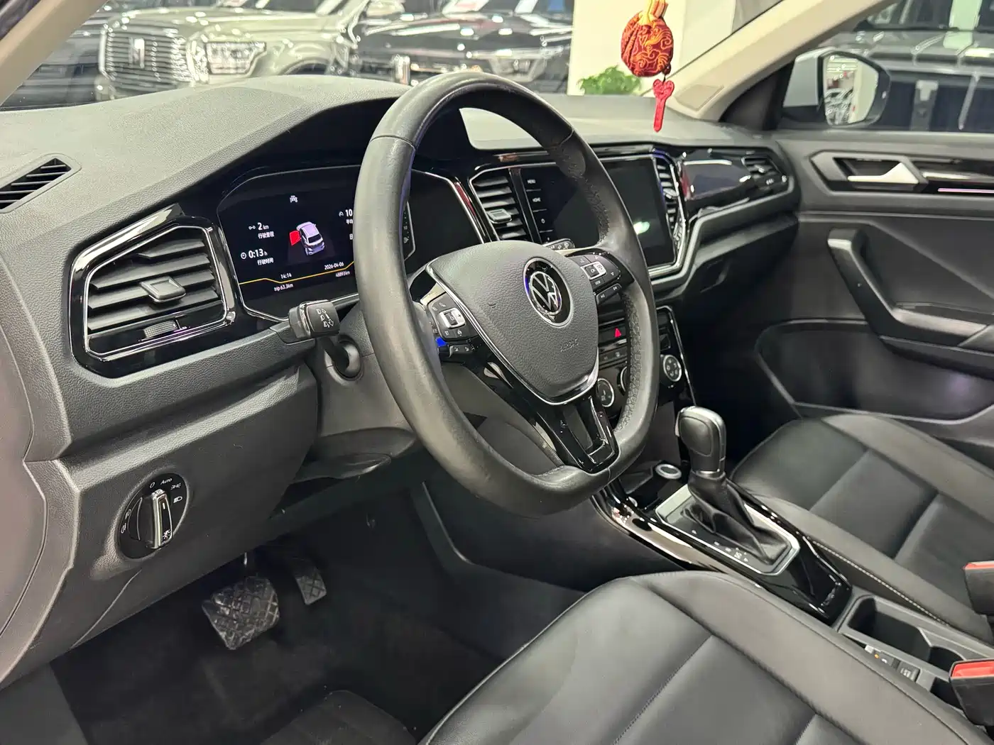 Volkswagen T-ROC 2021 280TSI DSG 2WD Comfort Connected фото 11