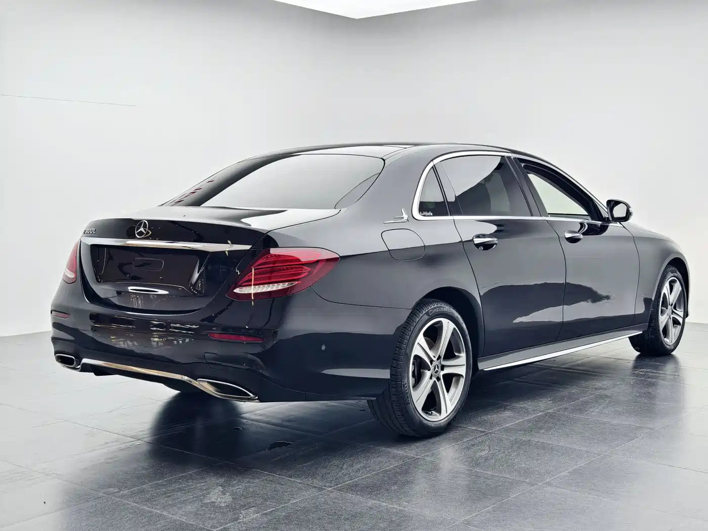 Mercedes-Benz E-Class 2019 Facelift E 300 L Sport Fashion фото 15