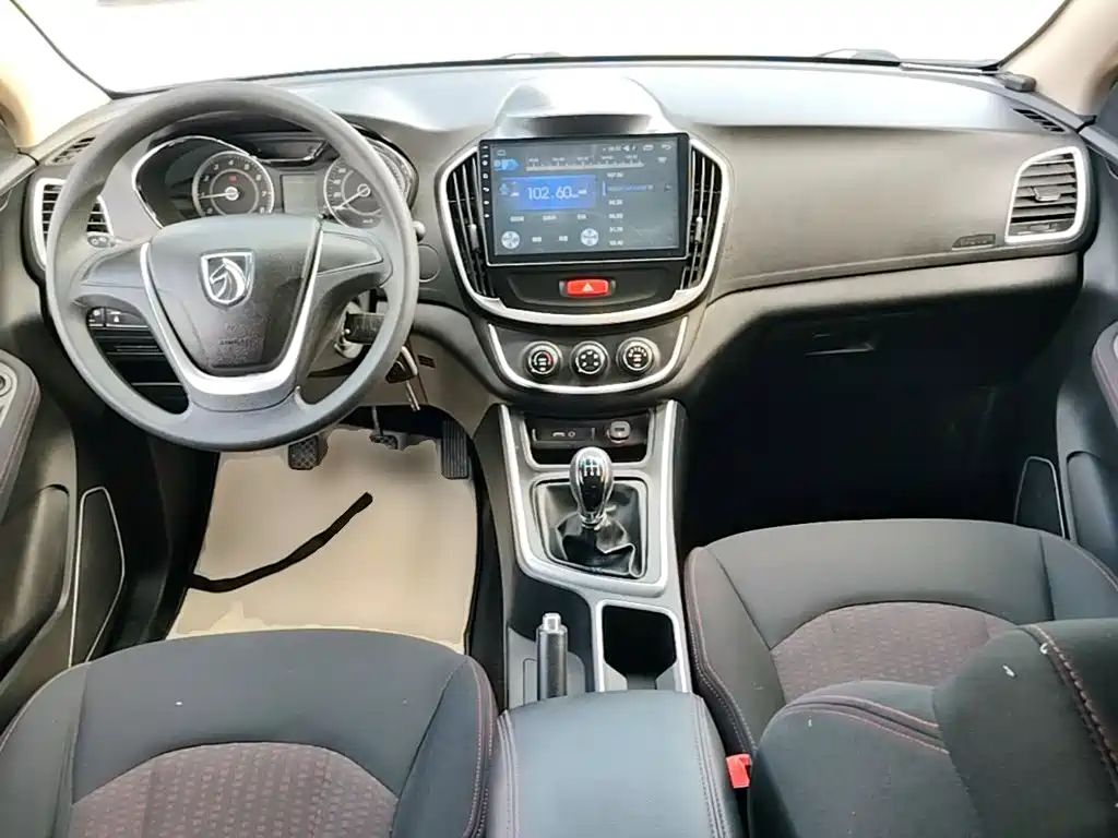 Baojun 560 2017 2016 1.8L Manual Value