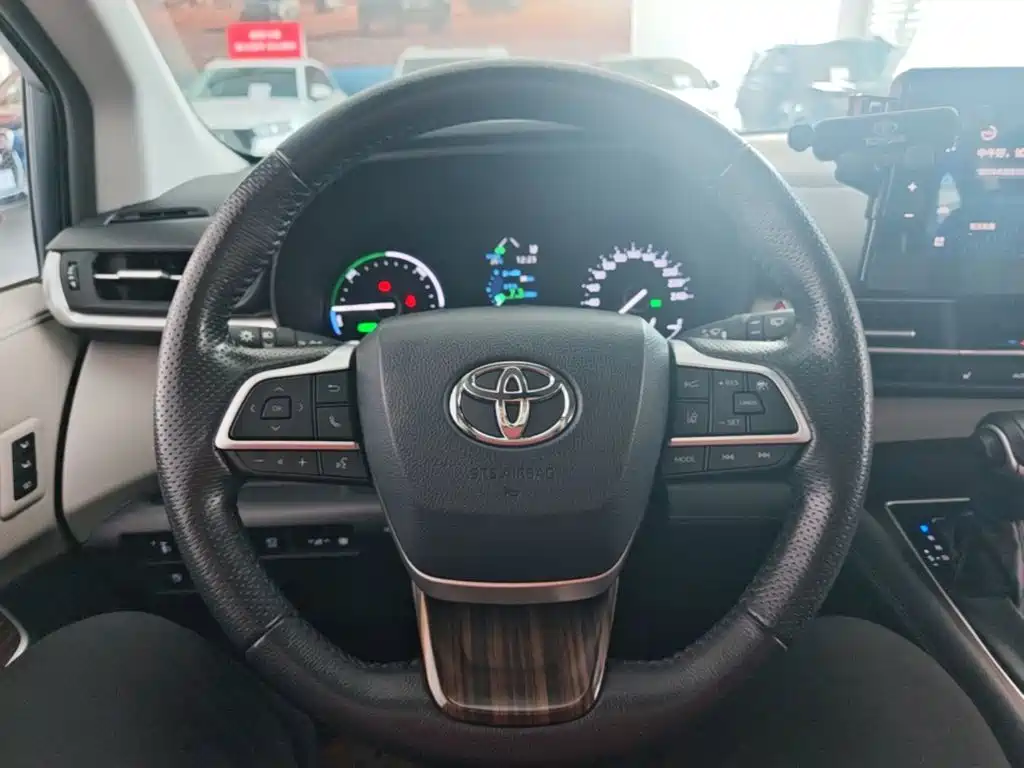 Toyota Granvia 2023 2023 2.5L Hybrid Prestige PLUS Edition