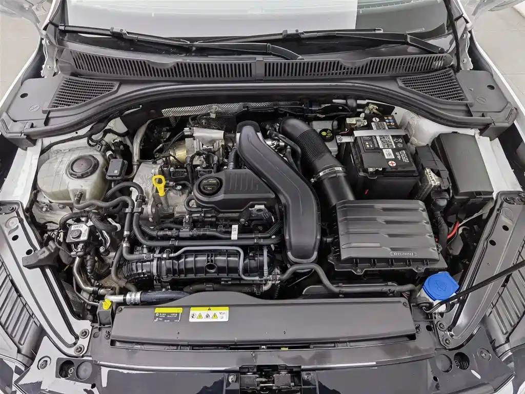 Volkswagen Sagitar 2023 300TSI DSG Excellence Edition фото 6