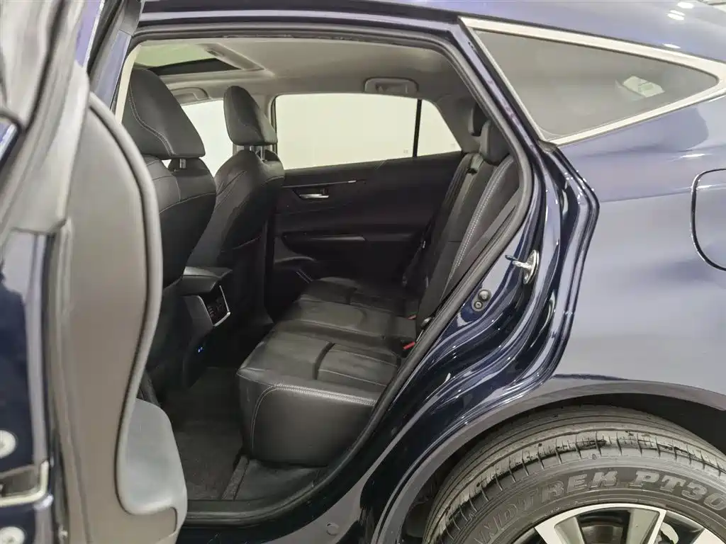Toyota Lingfang HARRIER 2022 2.0L CVT 2WD Luxury Edition фото 15
