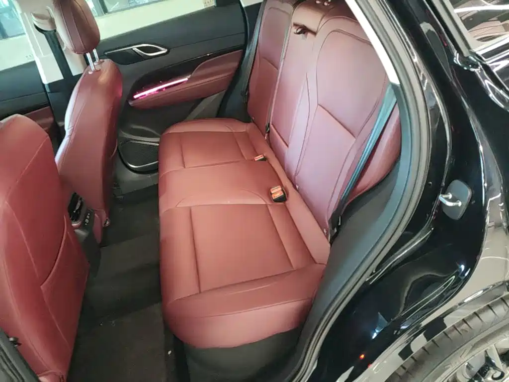 Hongqi HS3 PHEV 2025 2025 PHEV 117km Power PLUS Edition