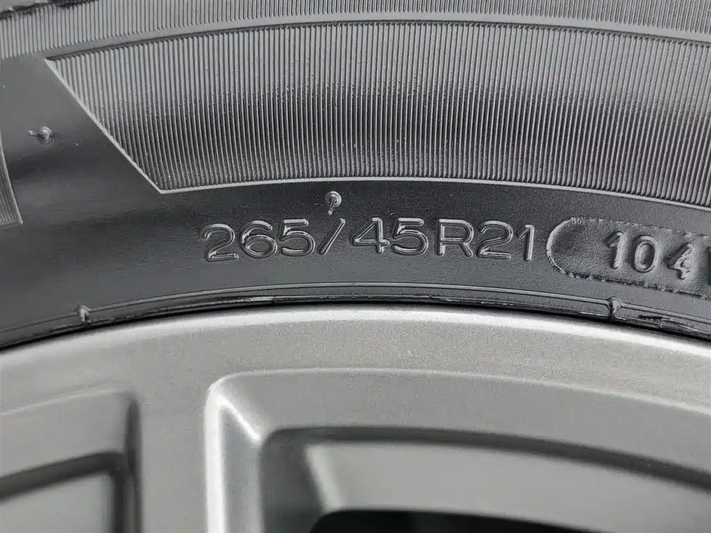 Land Rover Range Rover Velar 2025 Dynamic HSE фото 24