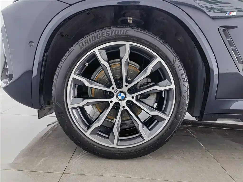 BMW X3 2022 Facelift xDrive30i Leading M Shadow Edition фото 17