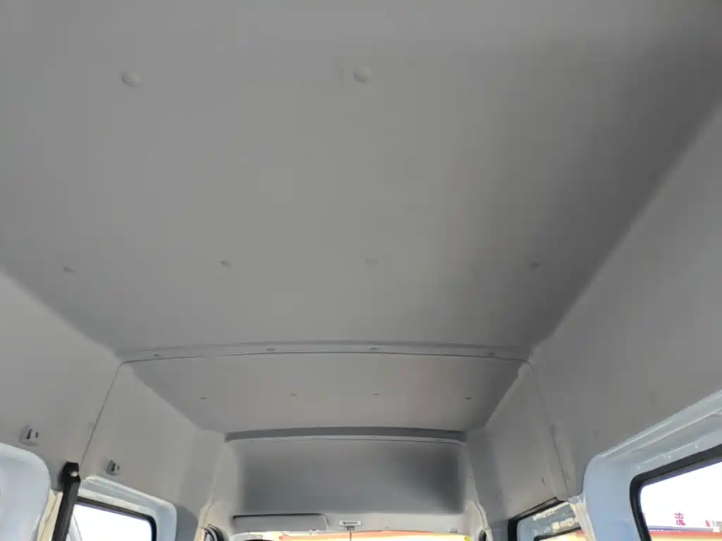 Jiangling E-Fushun 2025 2025 Clear Window Version 53.58kWh Medium Wheelbase Medium Roof