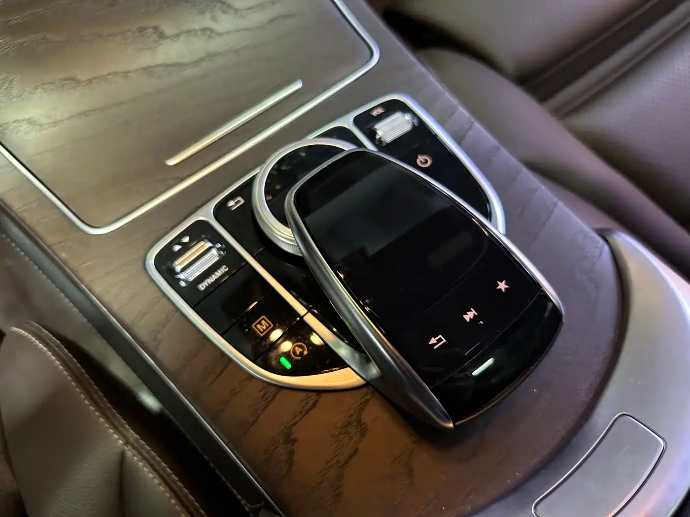 Mercedes-Benz GLC 2018 GLC 300 4MATIC Dynamic фото 11