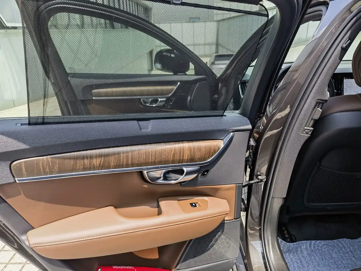 Volvo V90 2023 2024 Cross Country B5 AWD Wisdom Edition