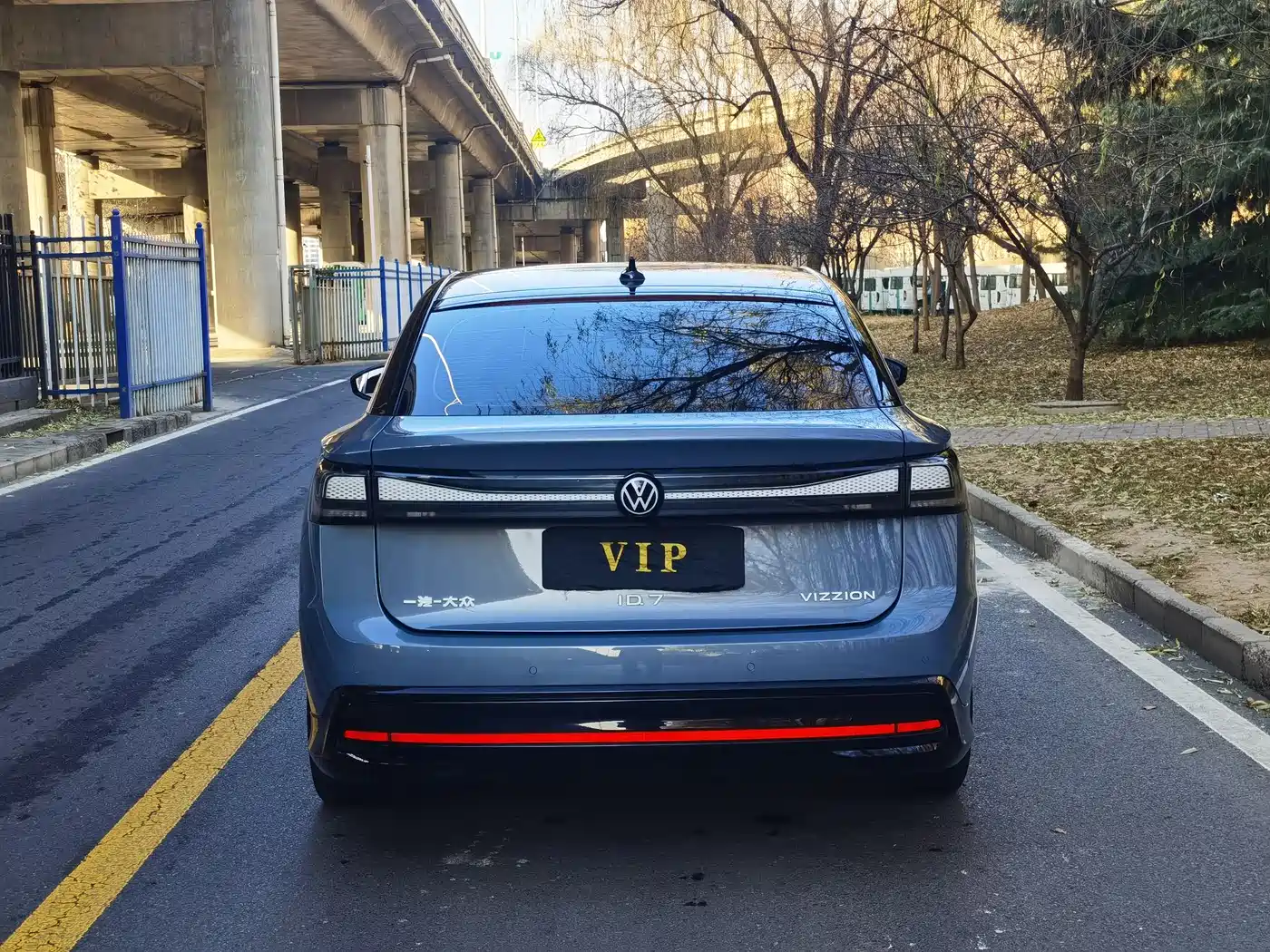 VOLKSWAGEN ID.7 VIZZION