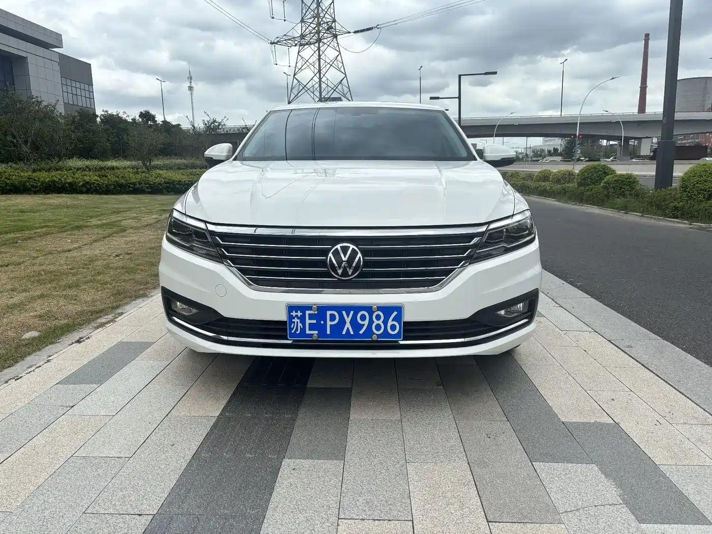 Фото 2 - Volkswagen Lavida