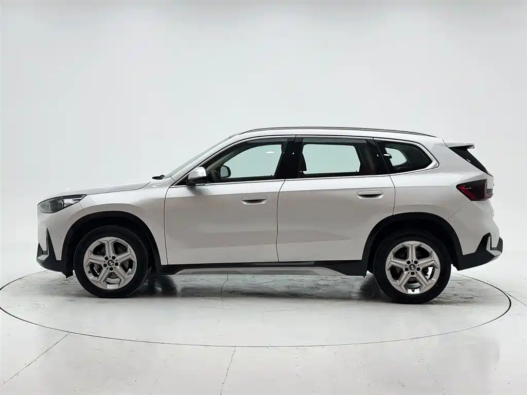 BMW X1 2023 sDrive20Li X Design Package фото 7
