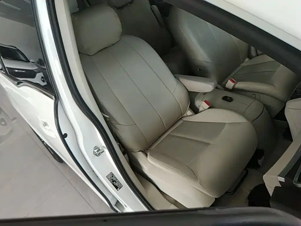 Фото 25 - Buick GL8