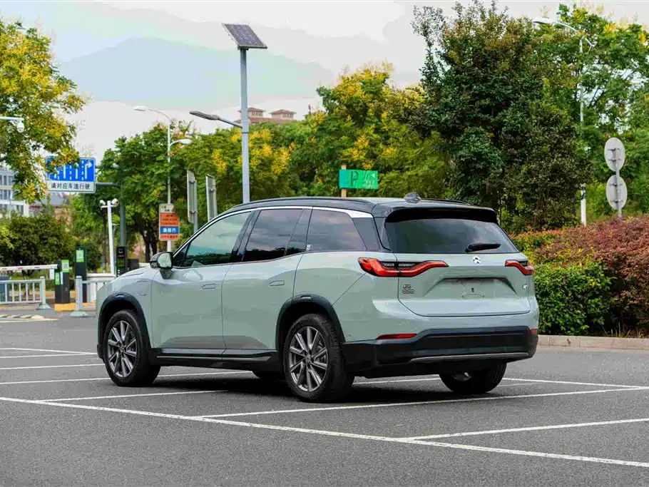 Фото 4 - NIO ES8