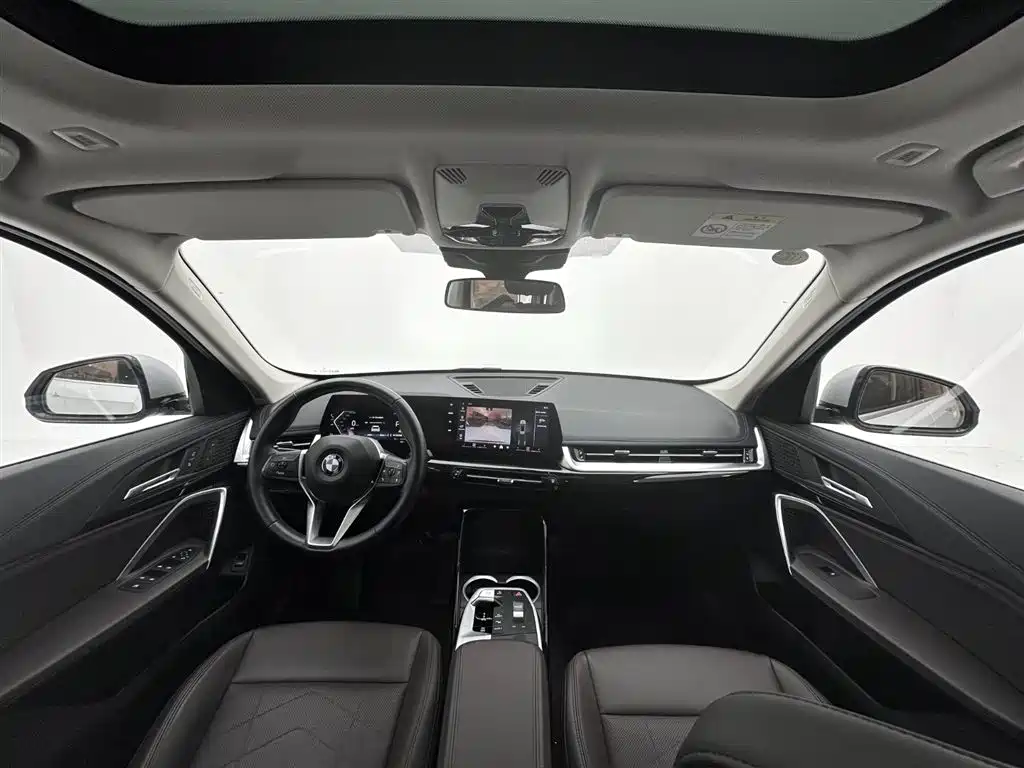 BMW X1 2023 sDrive20Li X Design Package фото 10