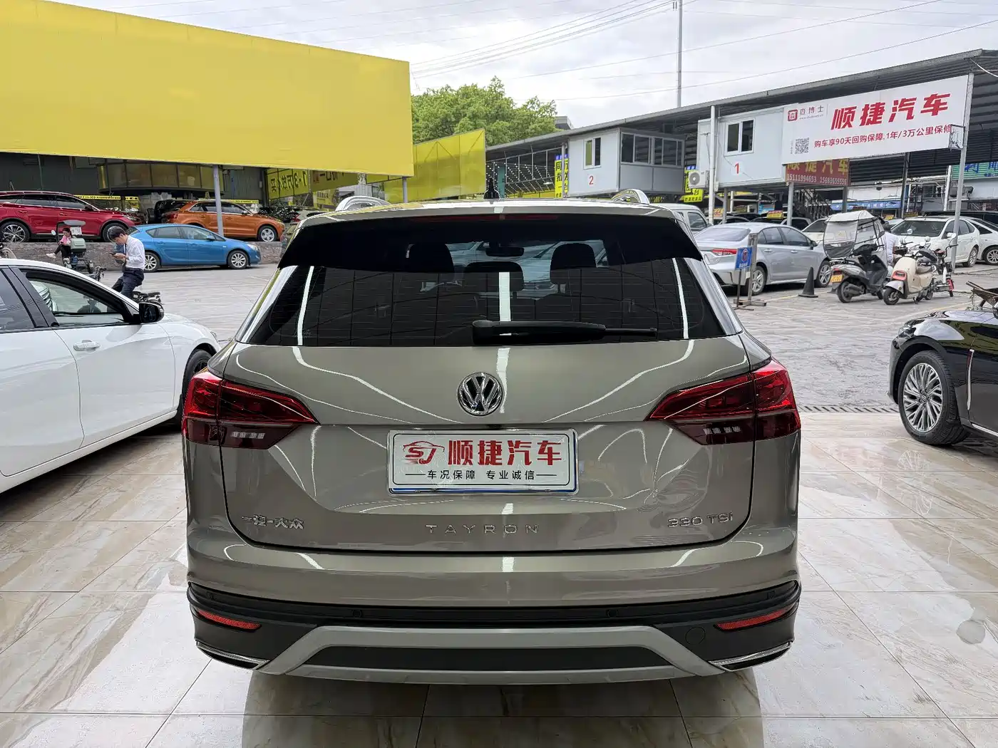 Volkswagen Tayron 2021 330TSI 2WD 30th Anniversary Edition фото 10